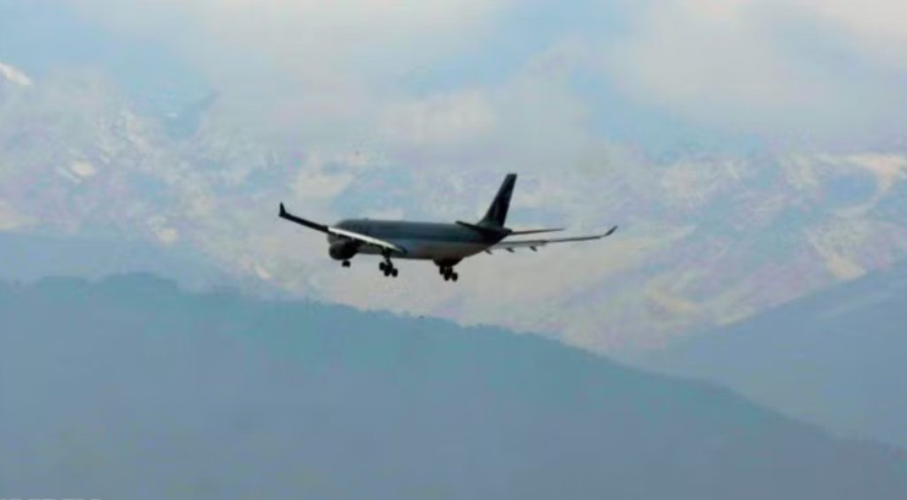 Các hãng hàng không giá rẻ đồng loạt cắt giảm chuyến bay